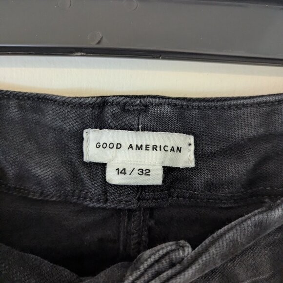 Good American black jeans, raw hem, button fly, kick crop - Size 14 - Picture 2 of 8